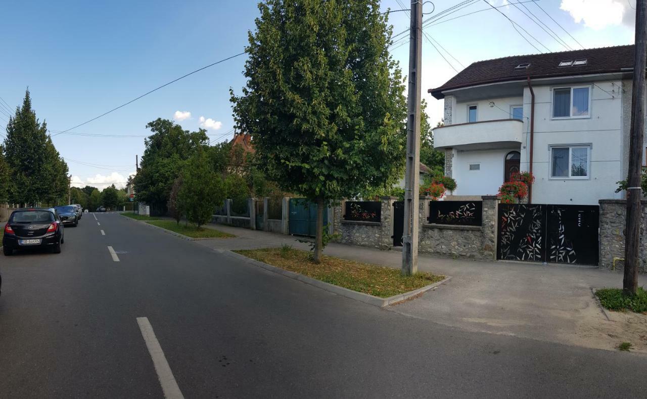 Family Fewo Сибиу Экстерьер фото